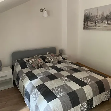 705 In The Stream Appartement